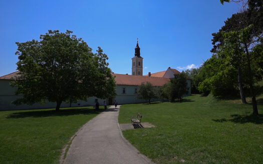Plac na Fruškoj Gori