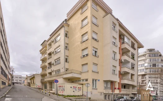 Trosoban stan u novogradnji na Zvezdari