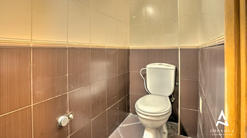 Vračar trosoban stan- garažno mesto
