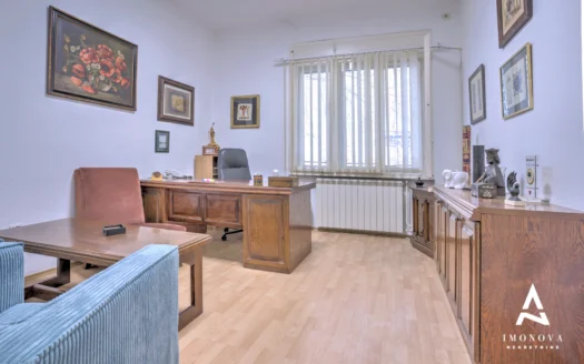 Poslovni prostor kod Bajlonijeve pijace