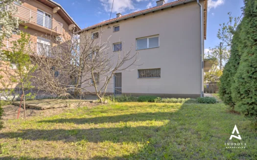 Kuća u Krnjači sa šest stanova