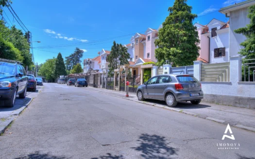 Kuća Senjak – rezidencionalni deo