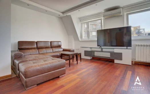 Penthouse kod Liona sa velikom terasom