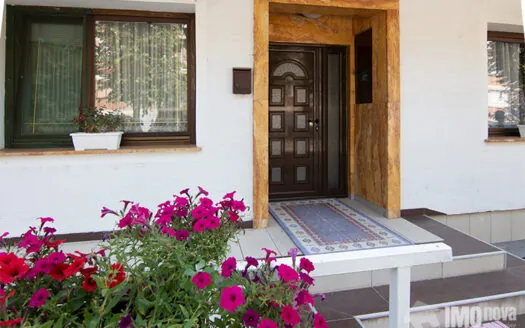 House in Dedinje-Mladenovac
